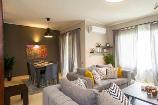 Wide Garden View 2BR New Cairo - 3