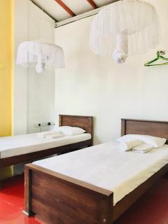 Railway Hostel - Matara - 3
