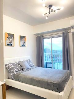 Condo Beside Abreeza Ayala Mall - Davao - 0
