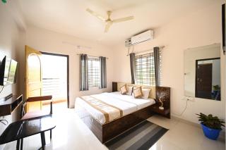 Clover Villa Hotels - Bhubaneshwar - 9