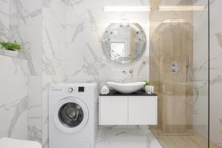Luxurious Grey Apartment with Sauna, Gym and Parking by Noclegi Renters - Varsavia - 5