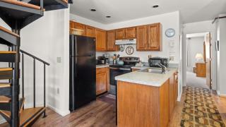 19 Mountainside condo - Warren - 5