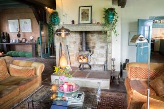 Bohemian Experience Wellness, Jacuzzi, Sauna, BBQ, Garden, Sleeps 14 - Kockengen - 1