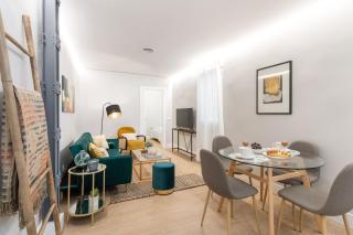 Charming 2-Bedroom Apartment Near Retiro Park Ideal Madrid Escape - Madrid - 9