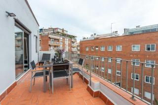 My Space Barelona - Renovated Attic Apartment with Two Terrace - 2