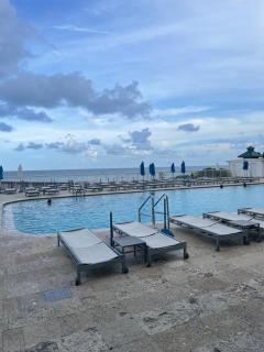 Marco Polo Beach Resort Condo with balcony Pool, Beach,Gym,Free Parking - Sunny Isles Beach - 8
