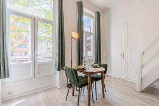 Studio with mezzanine 150m from the metro - 2