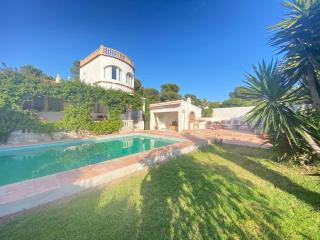 Beautiful Villa with Pool, Barbecue, and Garden - Jávea - 0