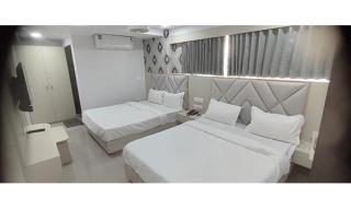 Hotel Grey Sky - Gandhinagar - 6