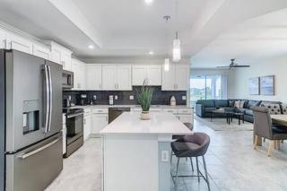 Comfy 3BR Lakeview Condo with 2Clubhouses - Kissimmee - 8