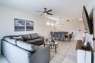 Comfy 3BR Lakeview Condo with 2Clubhouses - Kissimmee - 0