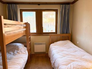 Appartement 3 chambres avec balcon, proche des pistes, parking, WiFi, TV avec Netflix et Amazon. - FR-1-623-79 - Les Gets - 2