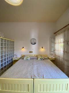ZERVOS STUDIOS AND APARTMENTS - Alinda - 2