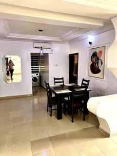 Luxurious and Spacious Apartment in Wuye - Abuja - 7