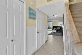 Southbay by the Gulf 99 an Updated Townhome 50 Yards from Beach 3 bedroom Sleeps 6 - Destin - 7