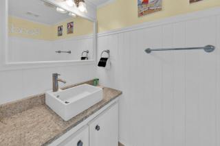 Southbay by the Gulf 99 an Updated Townhome 50 Yards from Beach 3 bedroom Sleeps 6 - Destin - 5