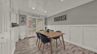 Southbay by the Gulf 72 a Remodeled Townhome With Private Beach Access only 75 Yards to the Beach - Destin - 4