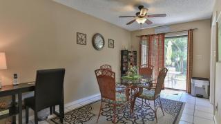 Southbay by the Gulf 73 an Updated Townhome Just Steps From The Beach a Family Friendly Destin Vacation - Destin - 2