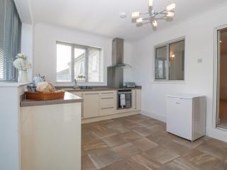 Riverview Apartment - 3