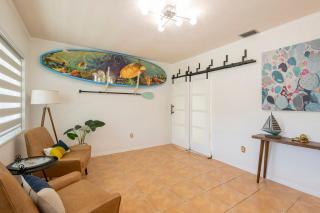 Surfers Cove - Modern 3 2 w Pool near Calle 8 - Miami - 4