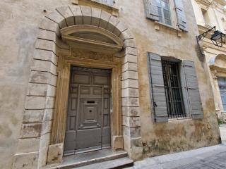 Appartement à deux pas de la place du forum - Arles - 9