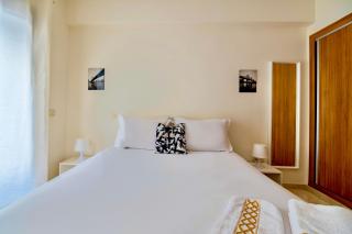 Luxurious KING Bed SUITE W/POOL. Well centered. - Marrakesh - 6