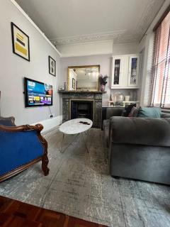 Central London Apartment (1) - 8