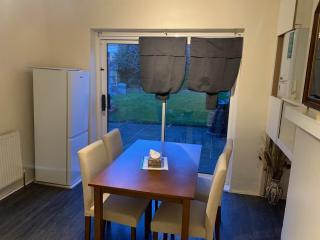 Contractor & Family Friendly House Romford - Havering - 6