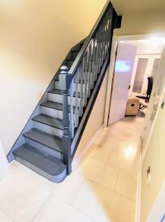 High Rigg House Bradford - Luxury Accomodation with Private Parking - 2