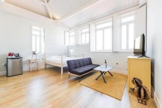 Frei Yellow Studio - Porto - 0
