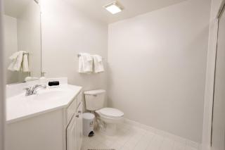 Ballston Getaway King Suite - 2