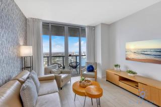 Amazing View - Pool - Gym - 2 Bedrooms - 3