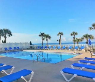 Sunny Daze, Desirable Kid Friendly Resort, 3 minute walk to the Beach, Resort Beachside Pool & Restaurant - Panama City Beach - 0