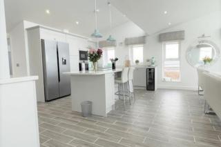 Signal House - A Stunning Beach House - 2