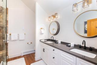 Bear Creek Lodge 406 by Alpine Lodging Telluride - 1