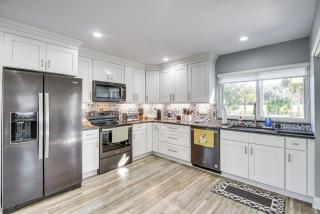 Palm Coast Home with Screened Patio, 3 Mi to Beach! - Palm Coast - 8
