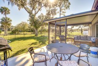 Palm Coast Home with Screened Patio, 3 Mi to Beach! - Palm Coast - 0