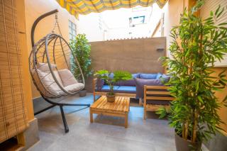 Prensa & Nice Courtyard by ELE Apartments - Málaga - 9