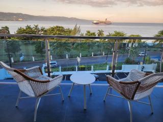 Hotel 39 Jamaica - Montego Bay - 9