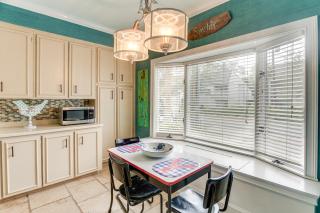 St Simons Island Townhome with Balcony and Ocean View! - East End - 3
