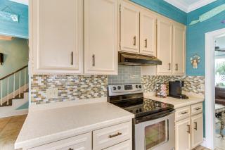 St Simons Island Townhome with Balcony and Ocean View! - East End - 1