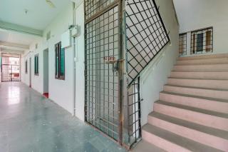 SPOT ON Hotel Chirag's - Pedda Ambarpet - 8