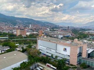 Moderno con vista, al lado de CC Mayorca y Metro - Sabaneta - 9