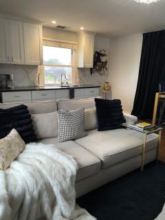 Opulence & Cozy Comfort - 0