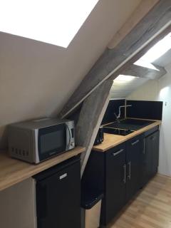 Rennes: studio 4 couchages, proche commerces, bus. - Rennes - 1