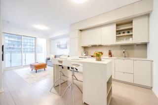 Downtown Charm 2BR Retreat in Prime Location - 8