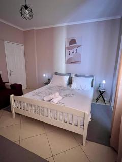 TIRANA 2BDR KOMUNA e PARISIT - Tirana - 1
