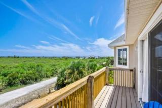 Ocean Views with Balconies Dogs Ok Game Room - Palm Coast - 7