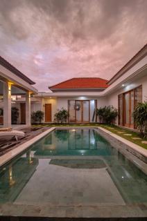 Simple & Magical Villas Almaya 2 - Canggu - 6