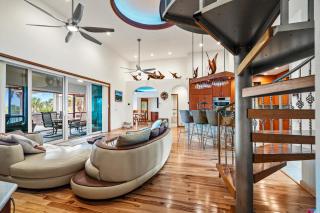 Beachfront,V Private, 360 Views, Sunsets, Hottub - Captiva - 3